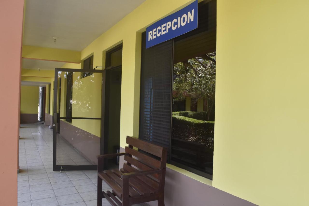 Hotel Santa Ana Liberia Airport Exterior foto
